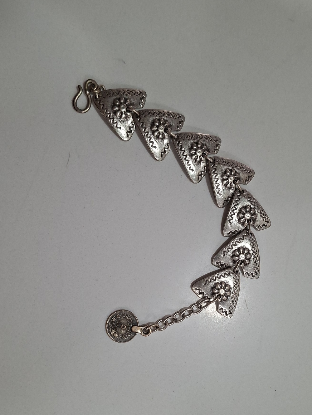 Vintage-Silver Plated Arrow Head  Bracelet - Silver 9"
